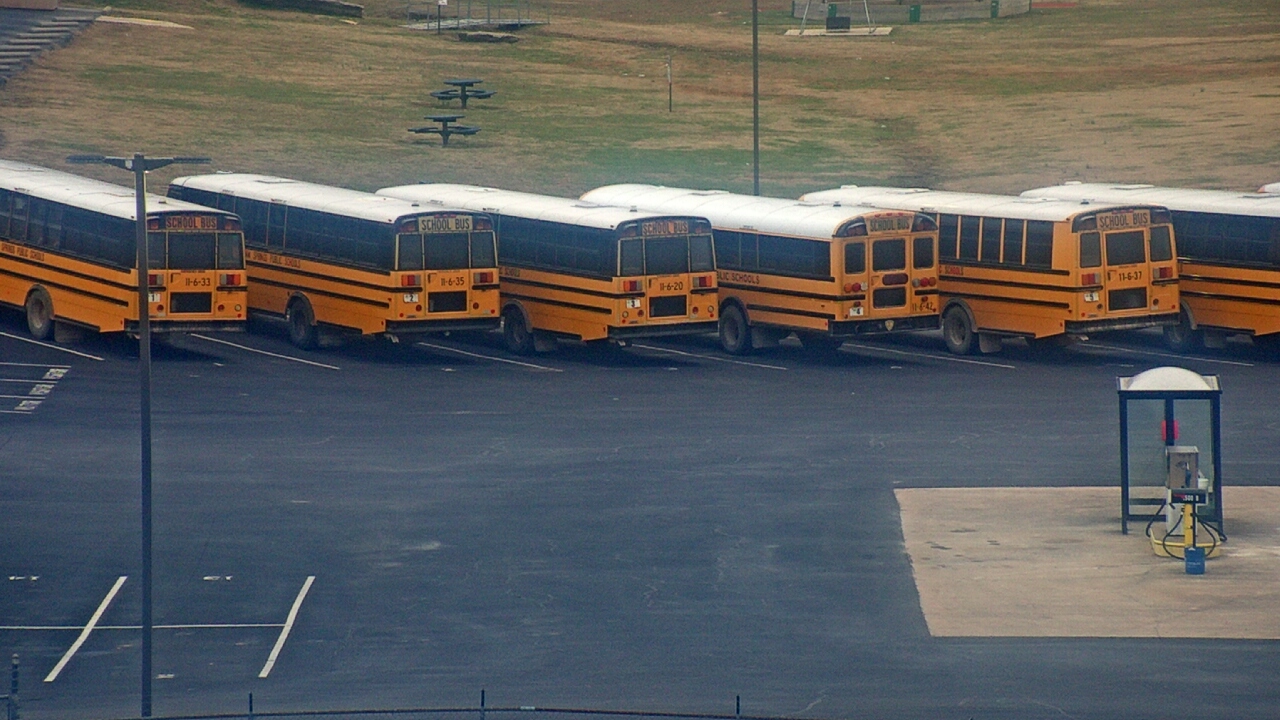 Thumbnail for current weather camera view from Allen ES in Siloam Springs, Arkansas