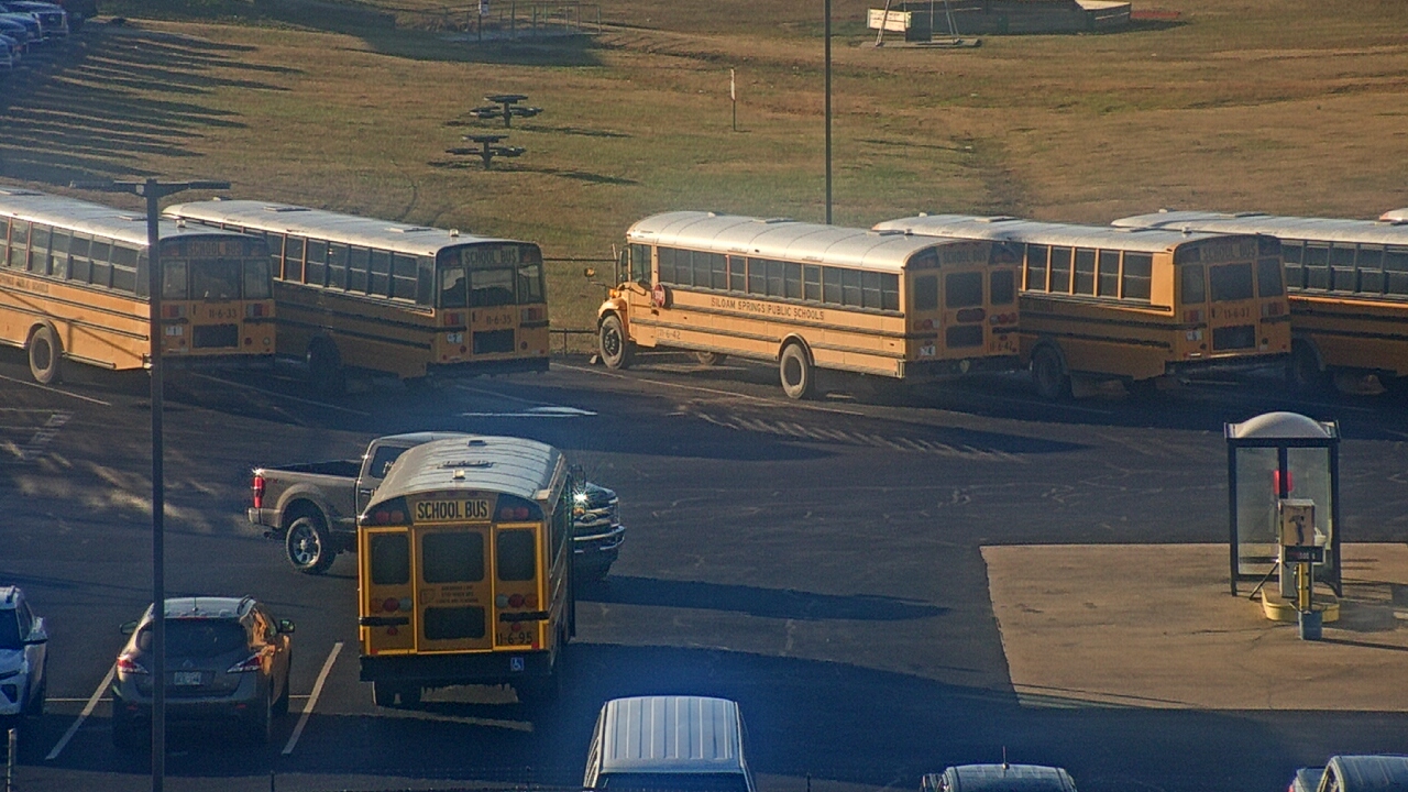 Thumbnail for current weather camera view from Allen ES in Siloam Springs, Arkansas
