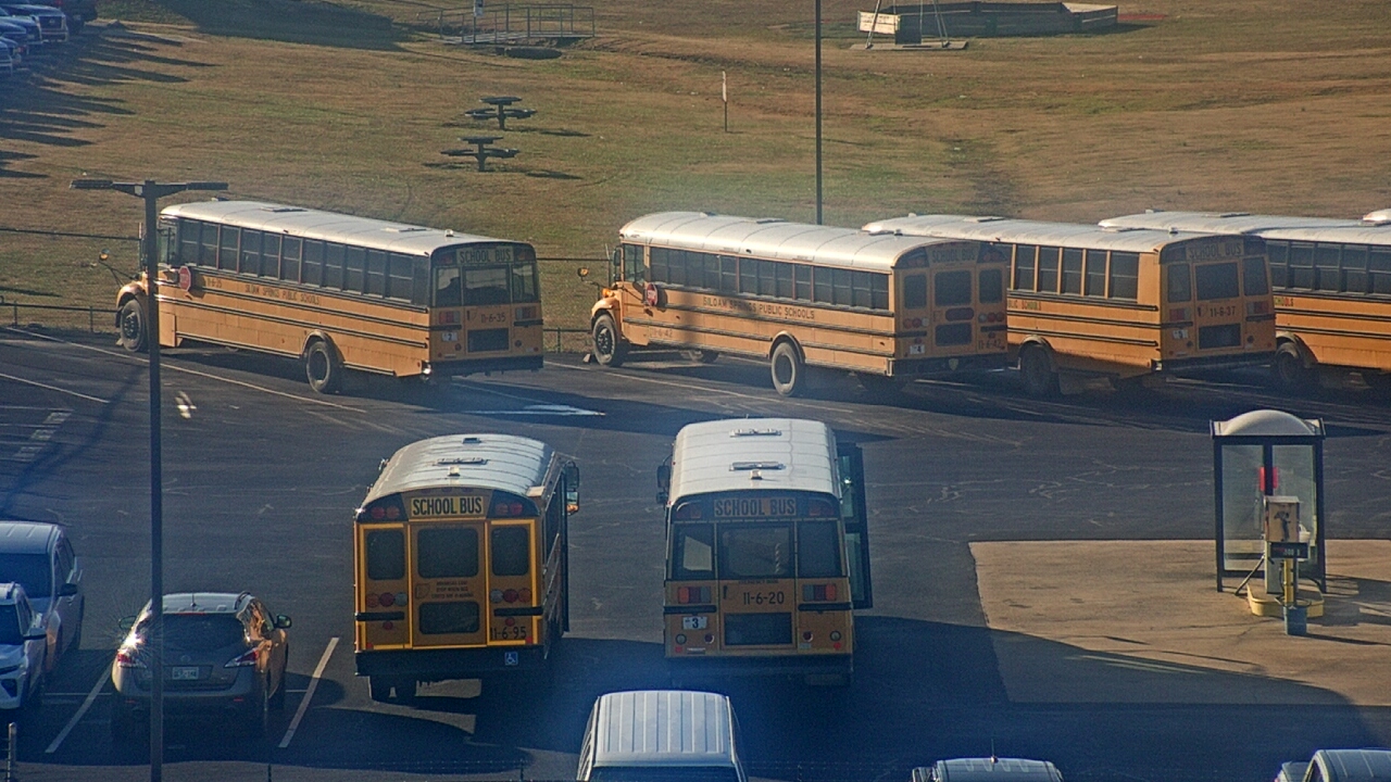 Thumbnail for current weather camera view from Allen ES in Siloam Springs, Arkansas