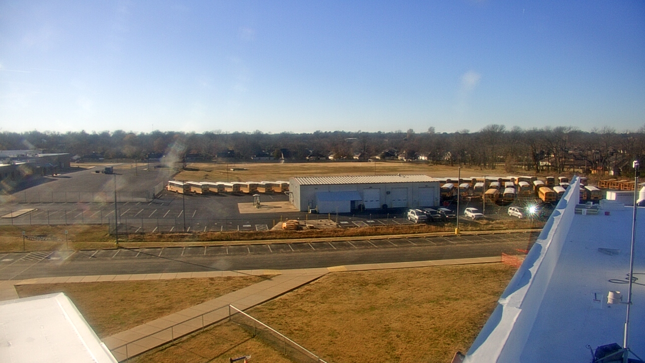 Thumbnail for current weather camera view from Allen ES in Siloam Springs, Arkansas