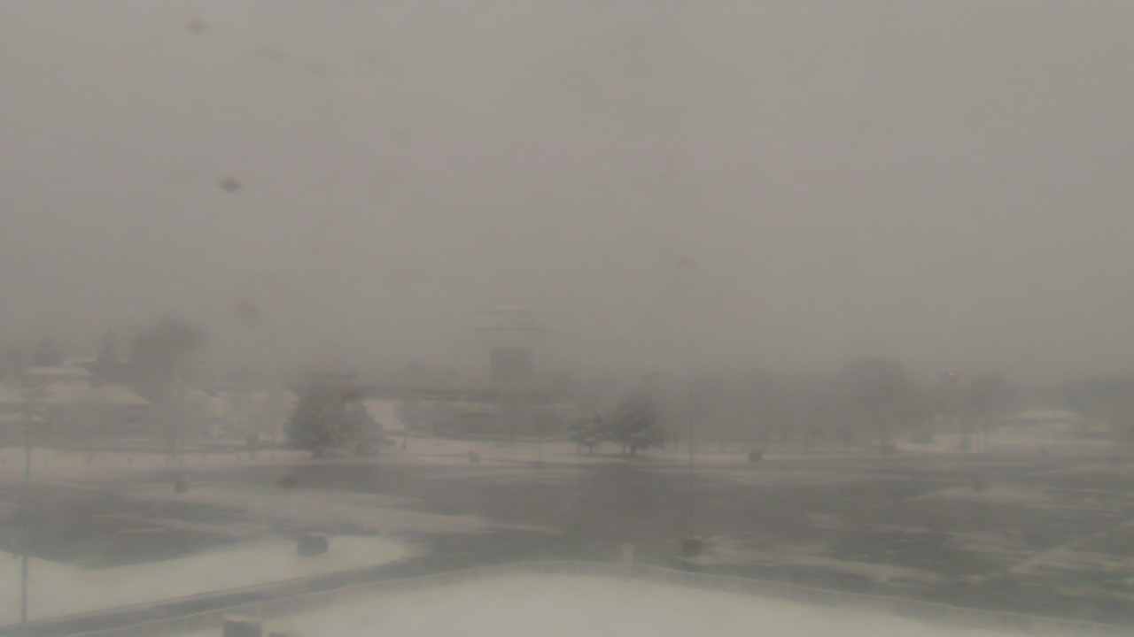 Thumbnail for current weather camera view from City of Salem Civic Center in Salem, Virginia