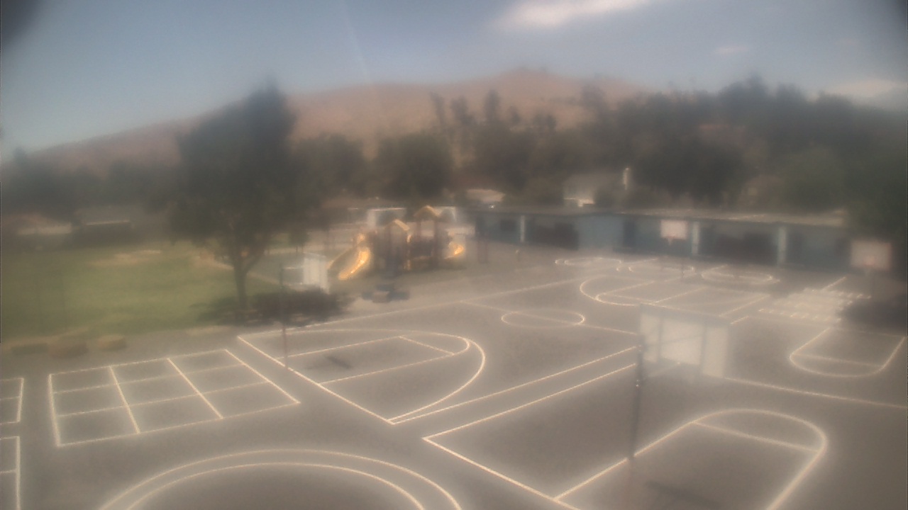 Thumbnail for current weather camera view from Marshall ES in San Bernardino, California