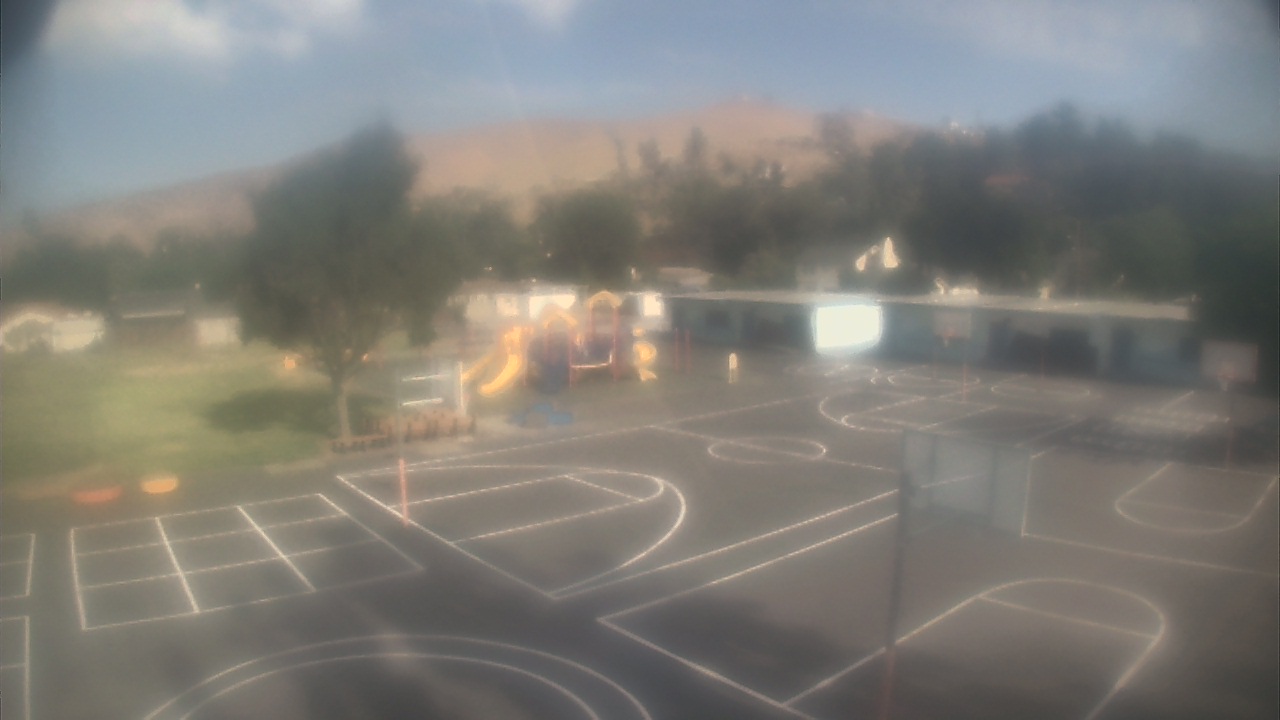 Thumbnail for current weather camera view from Marshall ES in San Bernardino, California