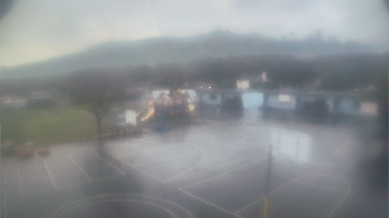 Thumbnail for current weather camera view from Marshall ES in San Bernardino, California