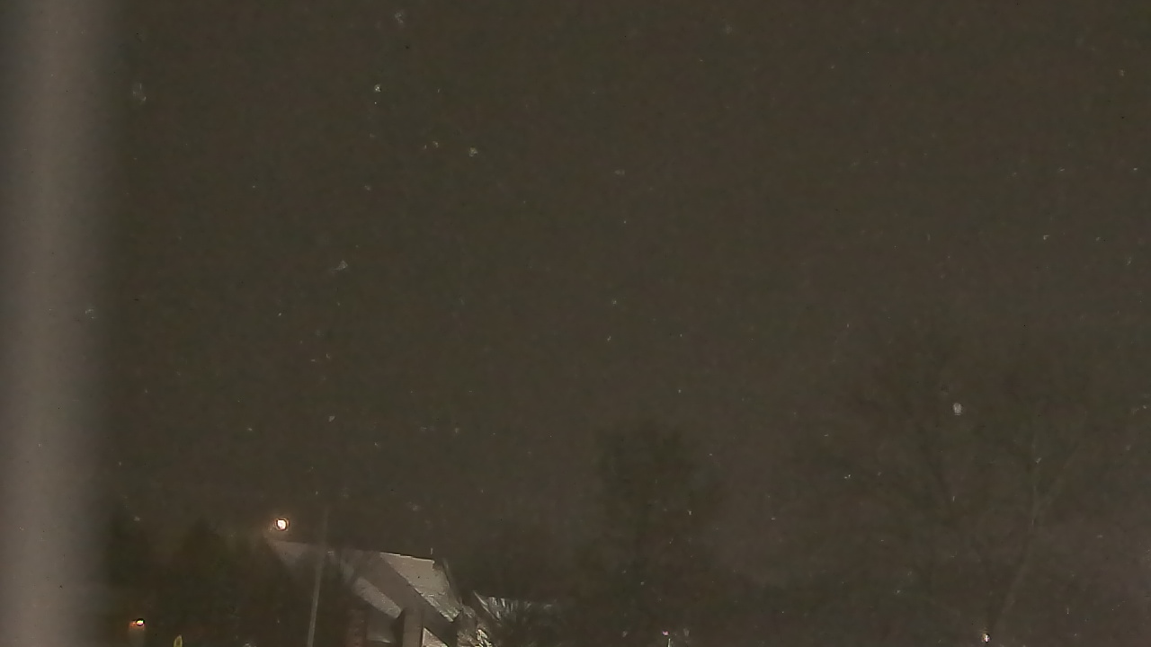 Thumbnail for current weather camera view from Sandwich Community HS in Sandwich, Illinois