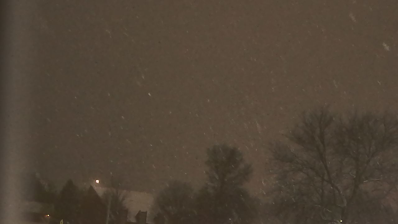 Thumbnail for current weather camera view from Sandwich Community HS in Sandwich, Illinois