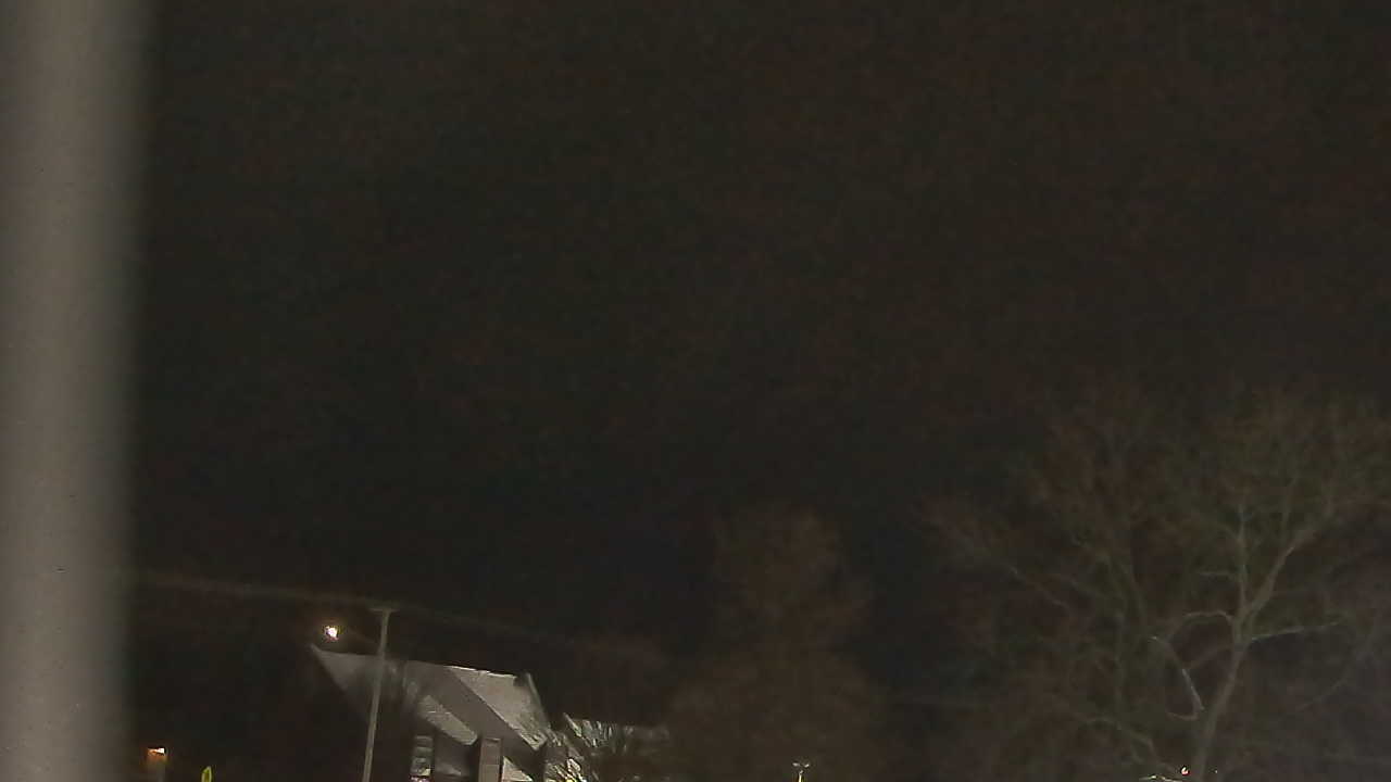 Thumbnail for current weather camera view from Sandwich Community HS in Sandwich, Illinois