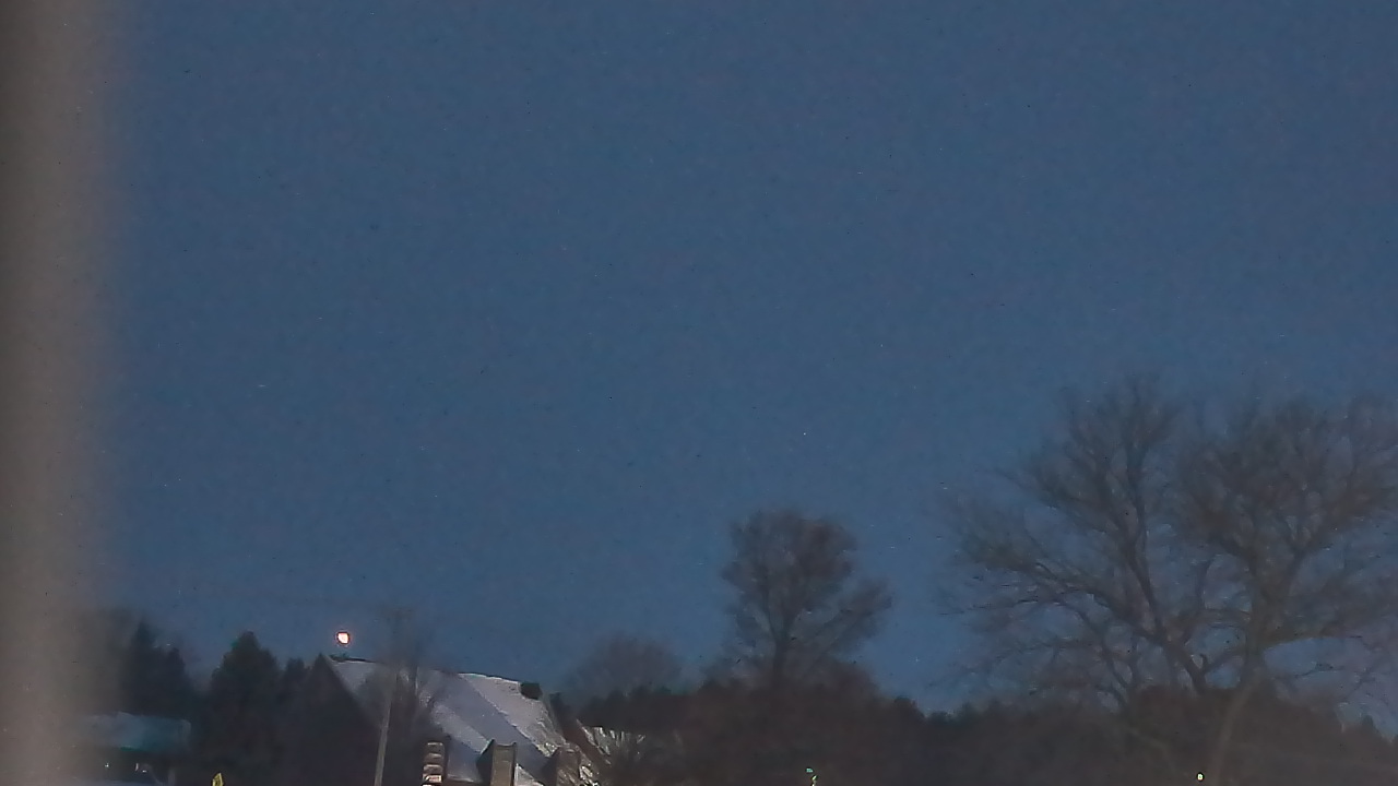 Thumbnail for current weather camera view from Sandwich Community HS in Sandwich, Illinois