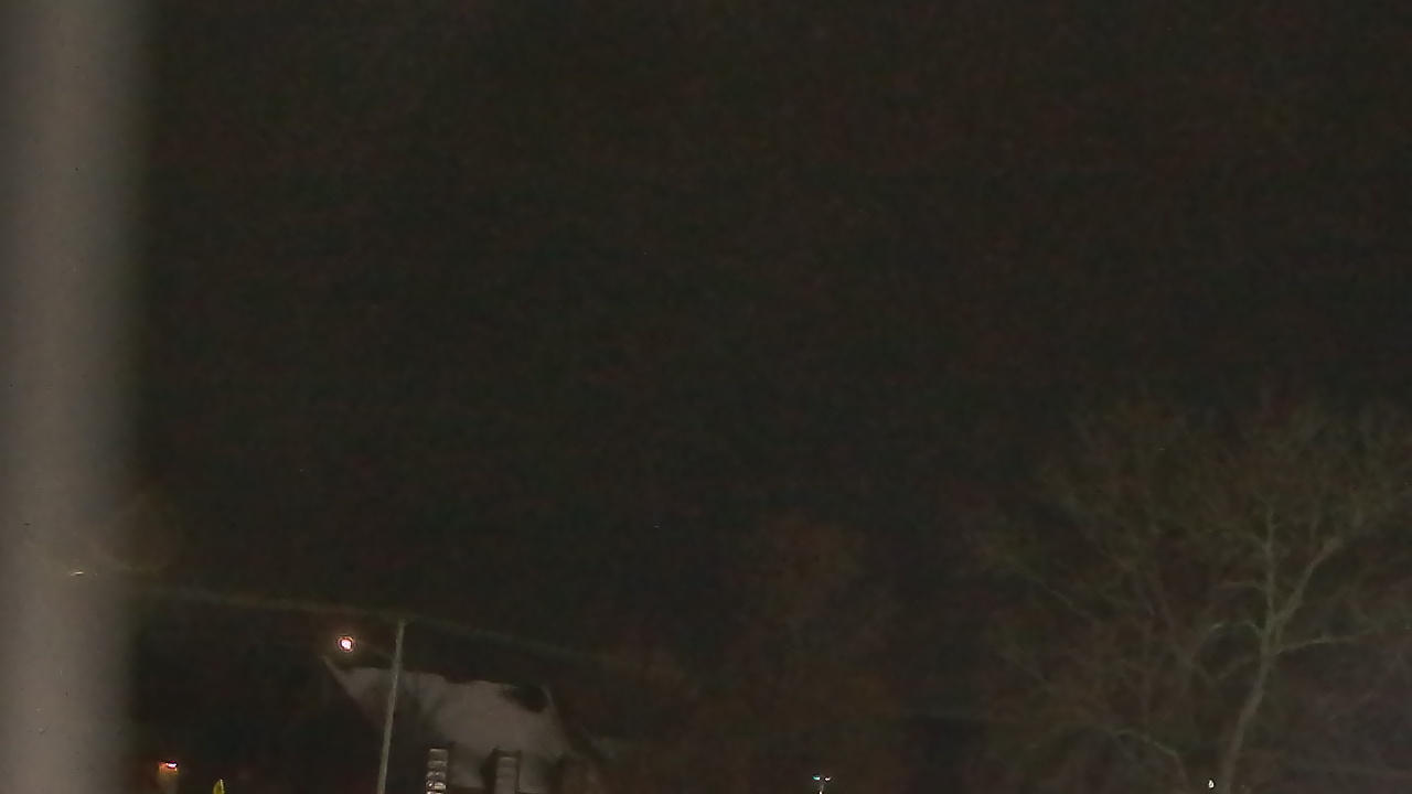 Thumbnail for current weather camera view from Sandwich Community HS in Sandwich, Illinois