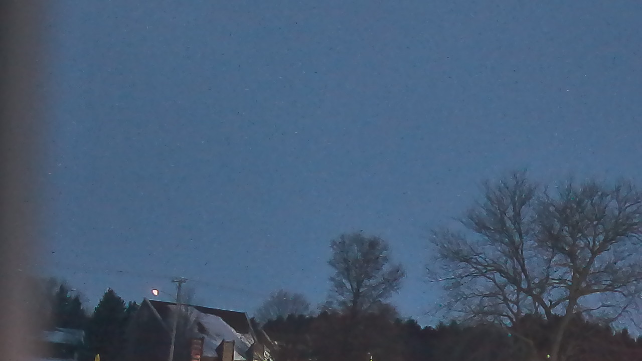 Thumbnail for current weather camera view from Sandwich Community HS in Sandwich, Illinois