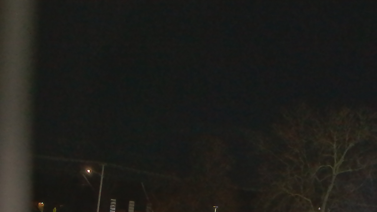 Thumbnail for current weather camera view from Sandwich Community HS in Sandwich, Illinois