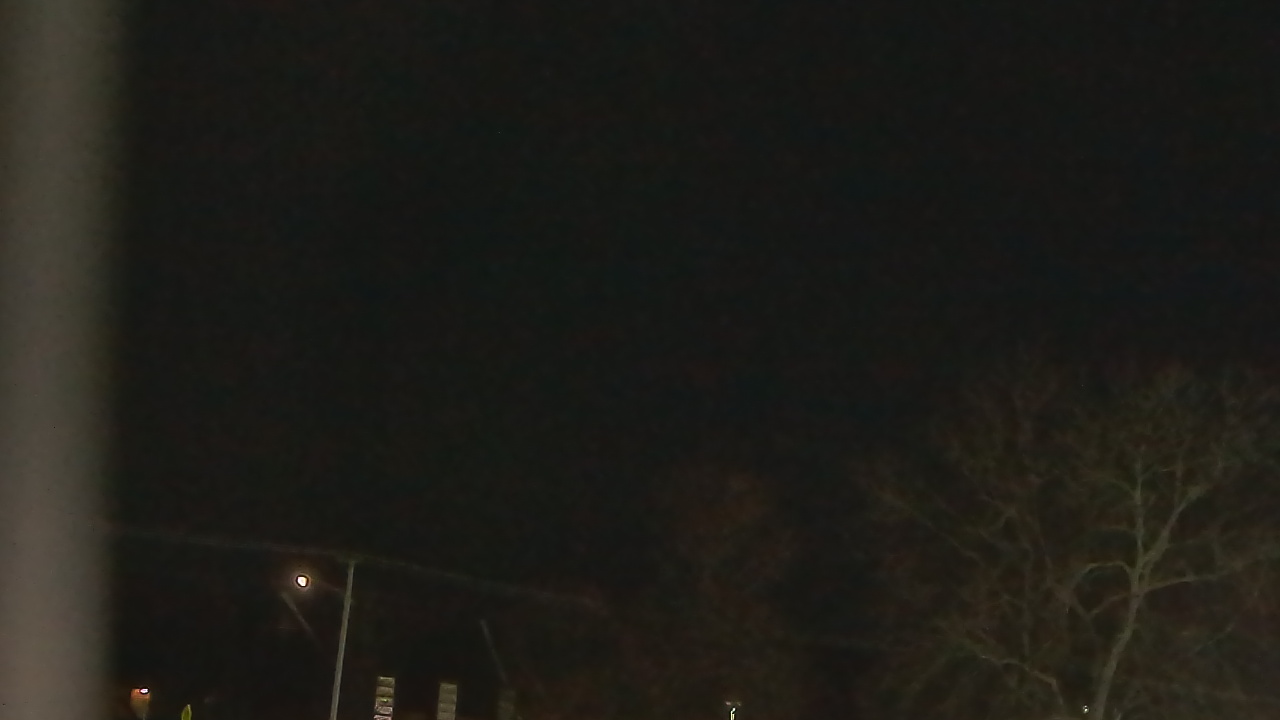 Thumbnail for current weather camera view from Sandwich Community HS in Sandwich, Illinois