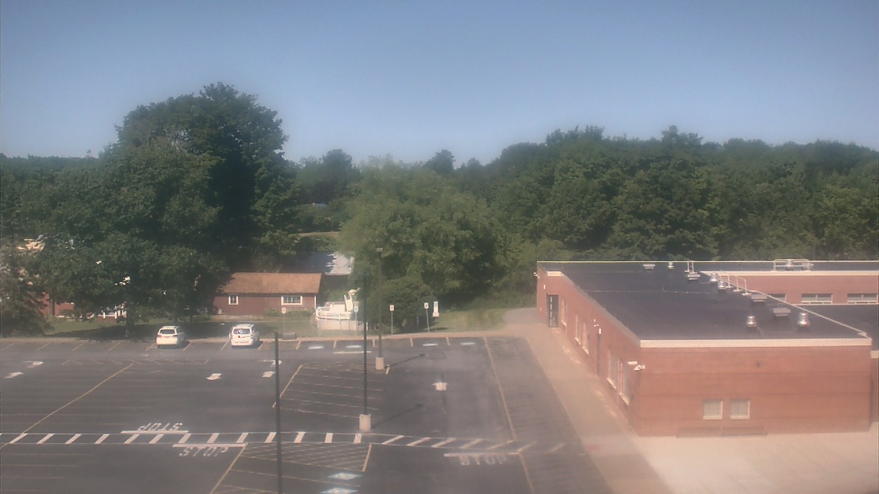 Thumbnail for current weather camera view from Sandy Creek School in Sandy Creek, New York