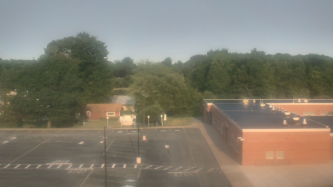 Thumbnail for current weather camera view from Sandy Creek School in Sandy Creek, New York