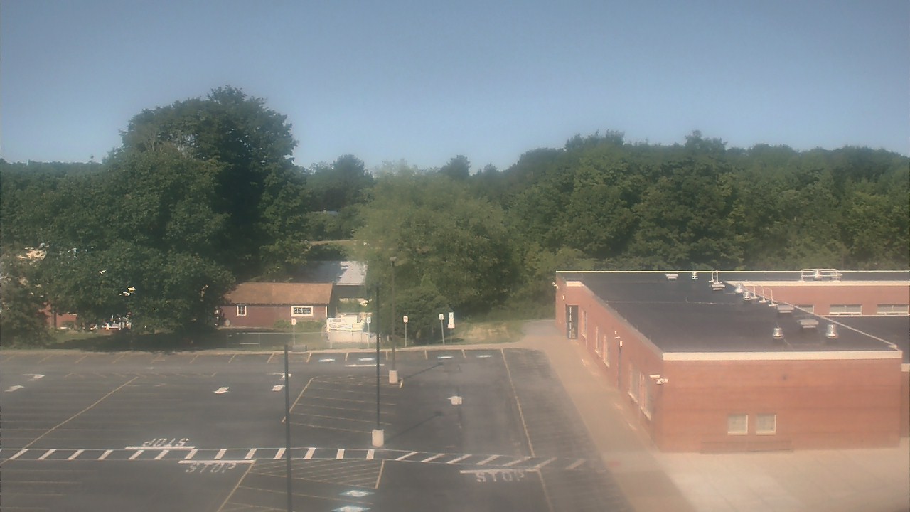 Thumbnail for current weather camera view from Sandy Creek School in Sandy Creek, New York