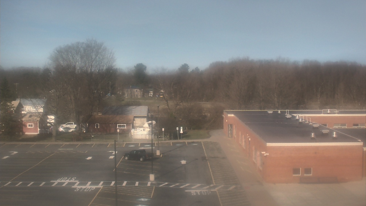 Thumbnail for current weather camera view from Sandy Creek School in Sandy Creek, New York