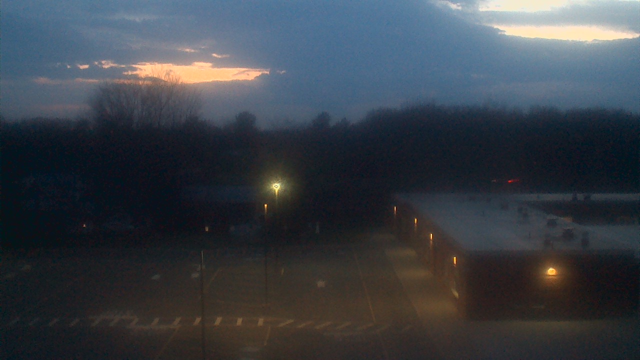 Thumbnail for current weather camera view from Sandy Creek School in Sandy Creek, New York