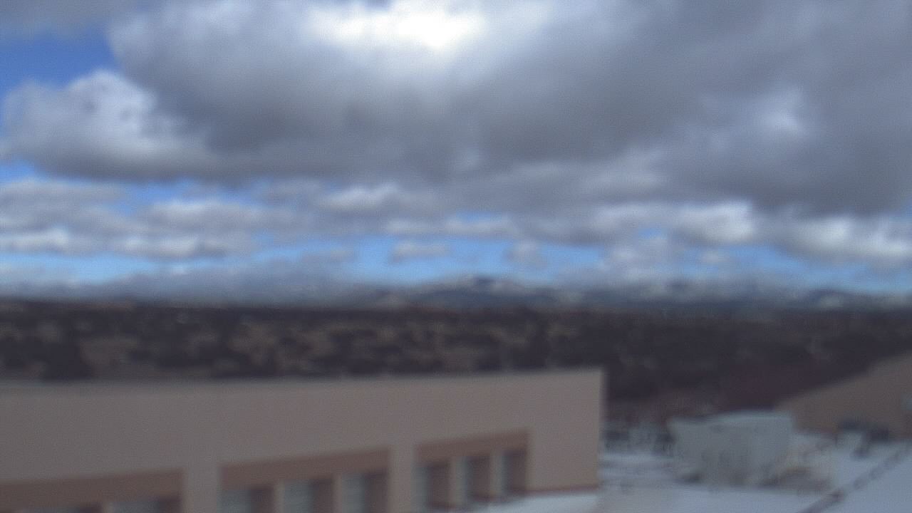 Thumbnail for current weather camera view from Amy Biehl ES in Rancho Viejo, New Mexico