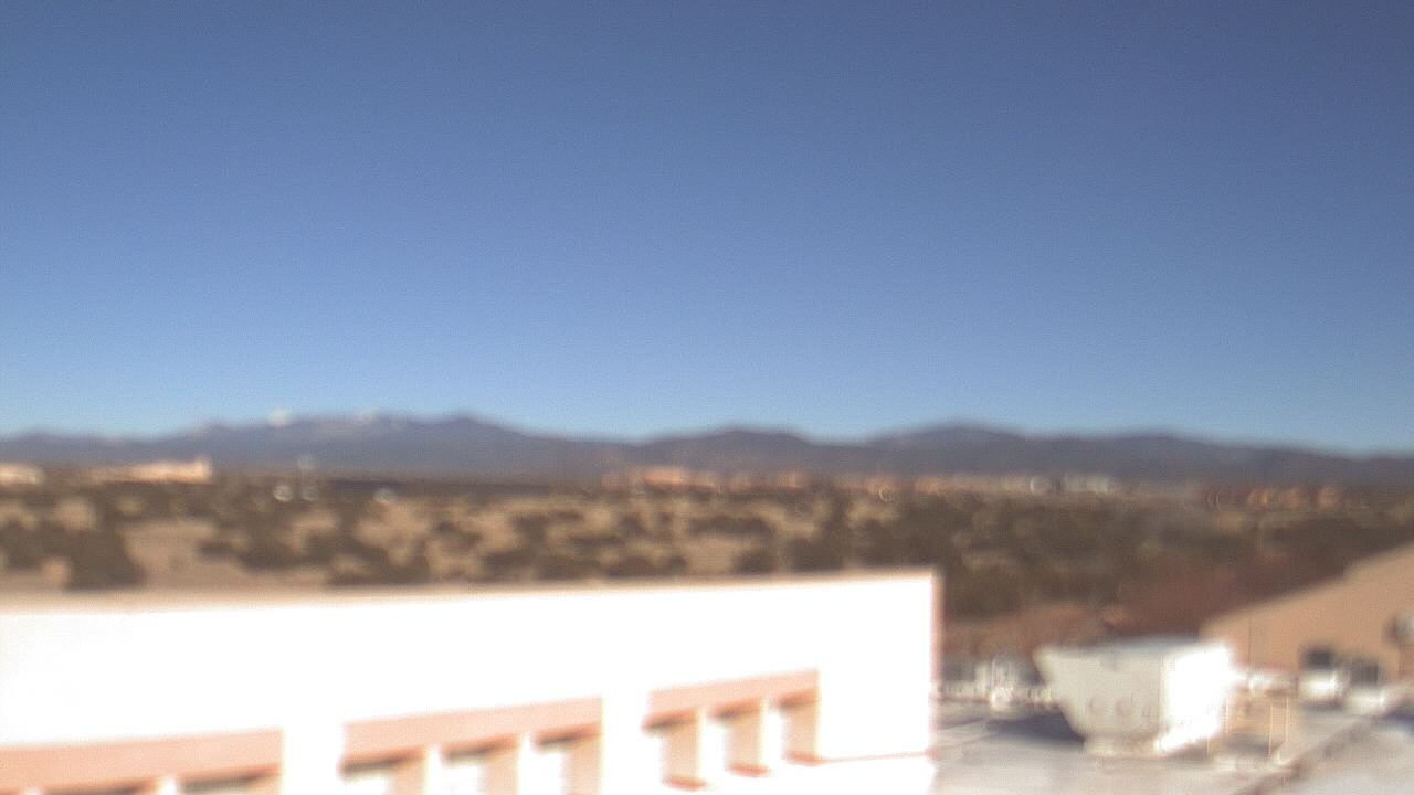 Thumbnail for current weather camera view from Amy Biehl ES in Rancho Viejo, New Mexico