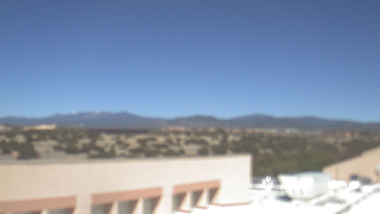 Thumbnail for current weather camera view from Amy Biehl ES in Rancho Viejo, New Mexico