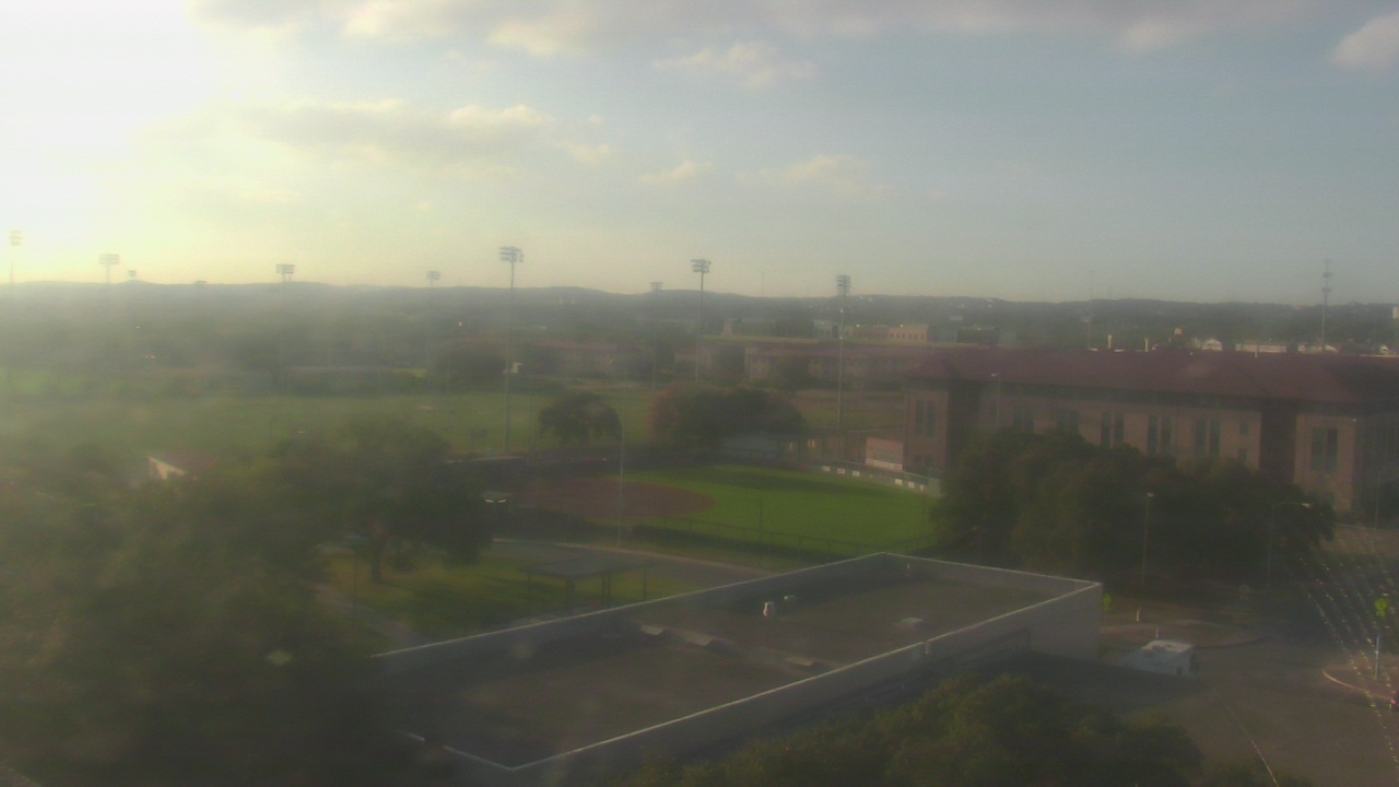 Thumbnail for current weather camera view from University of Texas San Antonio in San Antonio, Texas
