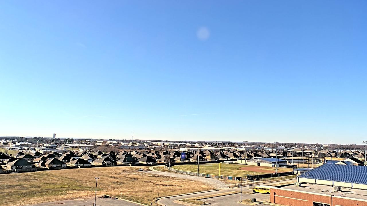 Thumbnail for current weather camera view from Har Ber HS in Springdale, Arkansas