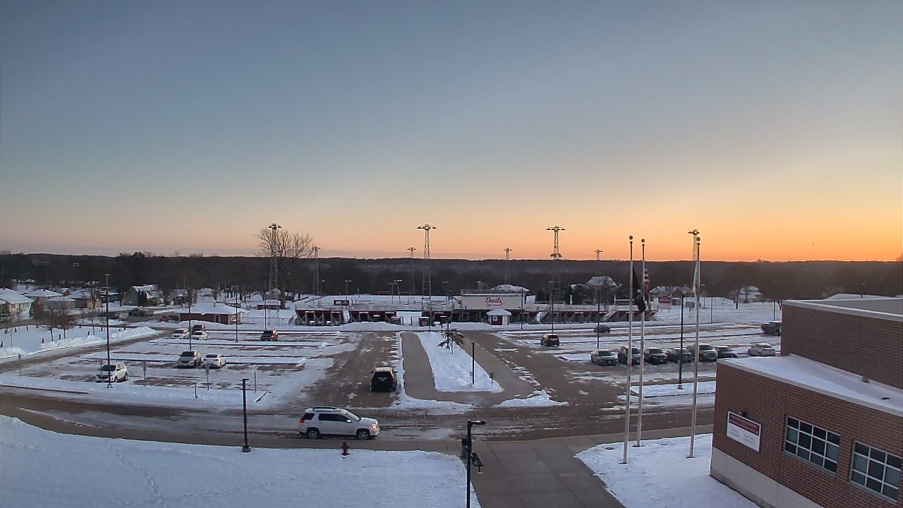 Thumbnail for current weather camera view from Hall High School in Spring Valley, Illinois