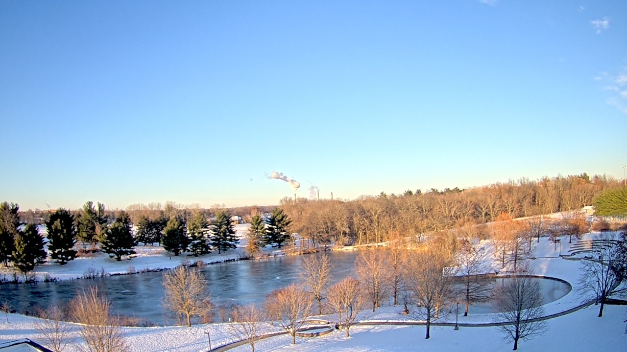 Thumbnail for current weather camera view from Lincoln Land Community College in Springfield, Illinois
