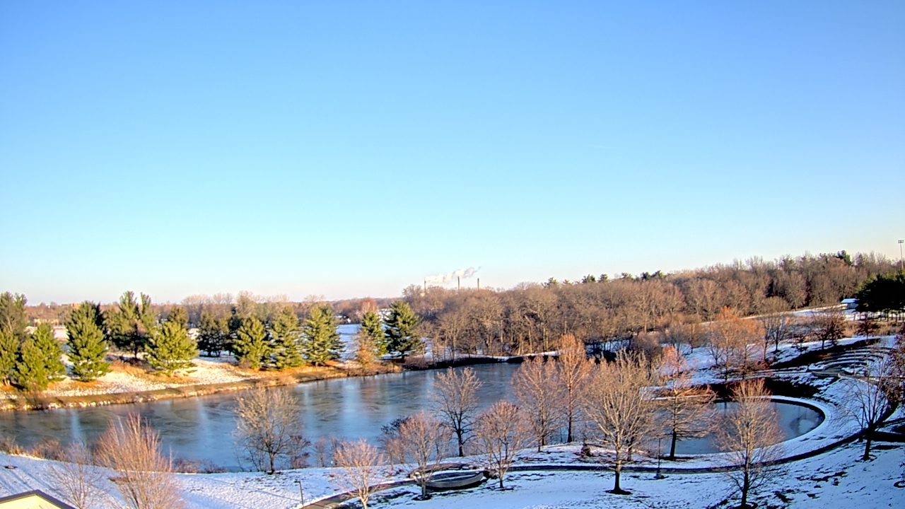 Thumbnail for current weather camera view from Lincoln Land Community College in Springfield, Illinois
