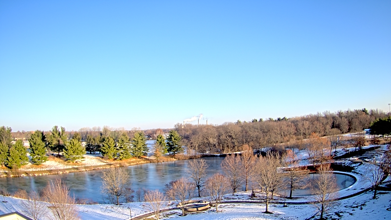 Thumbnail for current weather camera view from Lincoln Land Community College in Springfield, Illinois