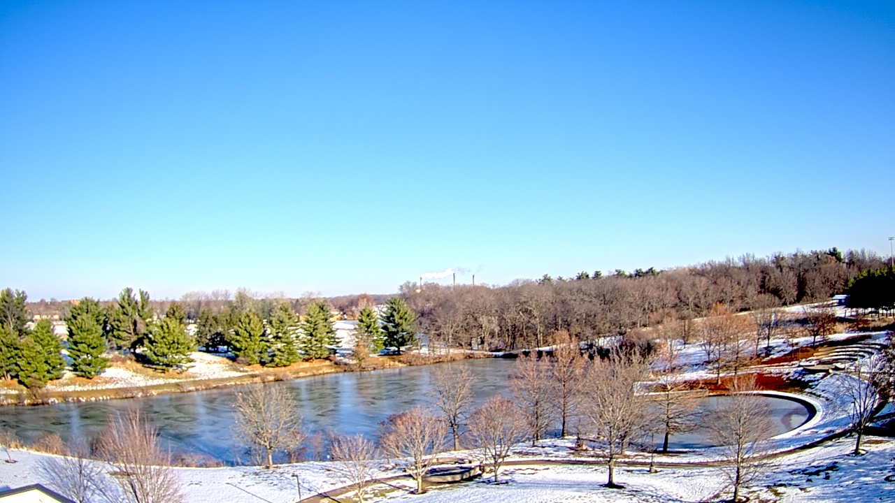 Thumbnail for current weather camera view from Lincoln Land Community College in Springfield, Illinois