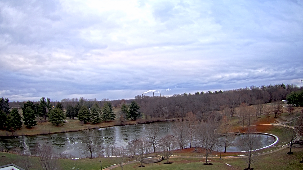 Thumbnail for current weather camera view from Lincoln Land Community College in Springfield, Illinois