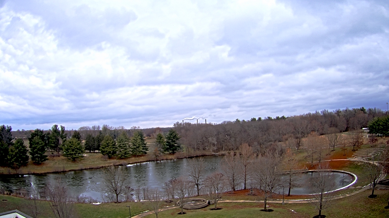Thumbnail for current weather camera view from Lincoln Land Community College in Springfield, Illinois