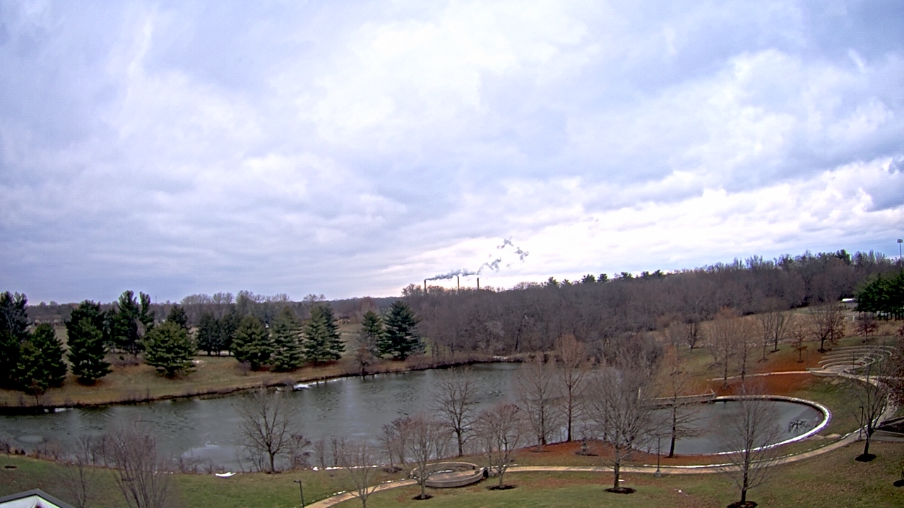 Thumbnail for current weather camera view from Lincoln Land Community College in Springfield, Illinois