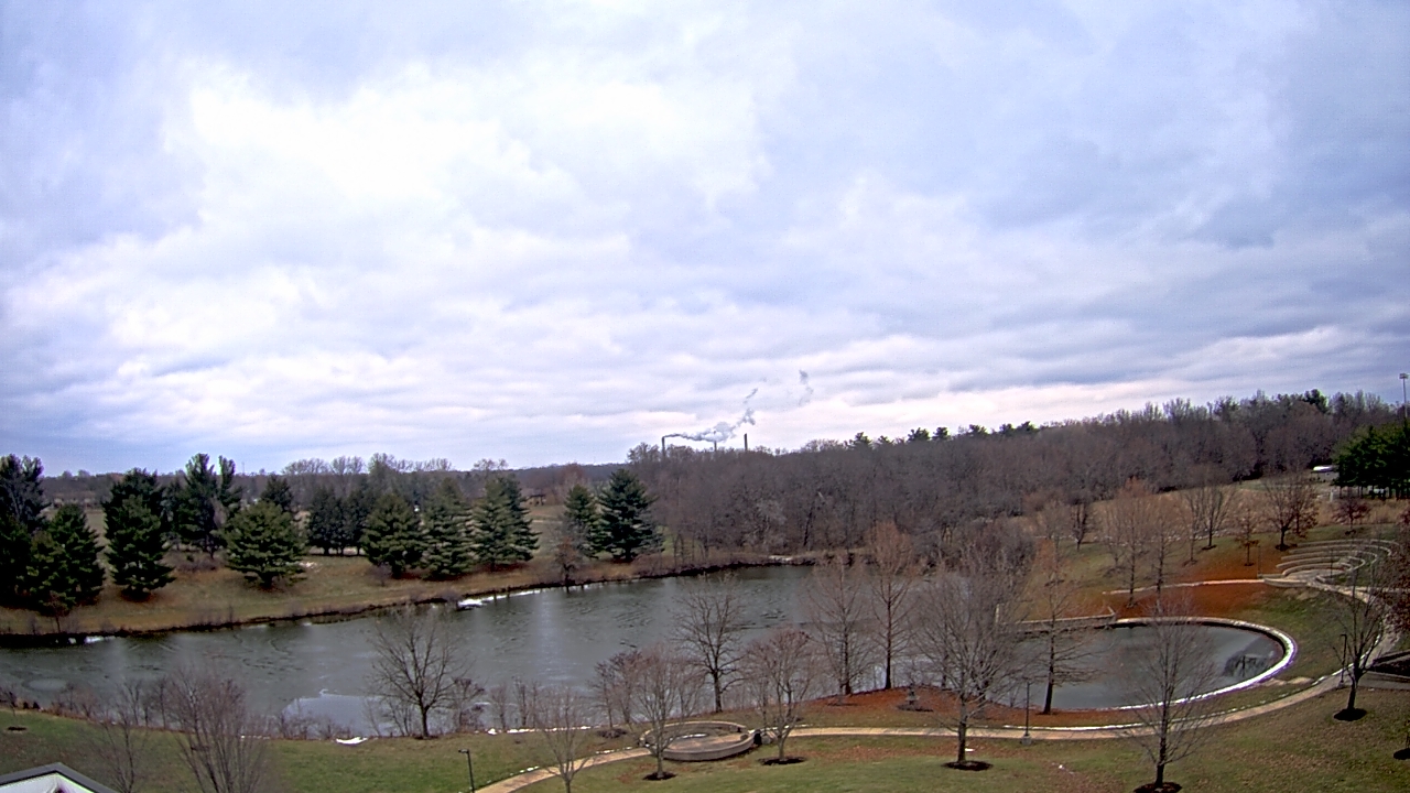 Thumbnail for current weather camera view from Lincoln Land Community College in Springfield, Illinois