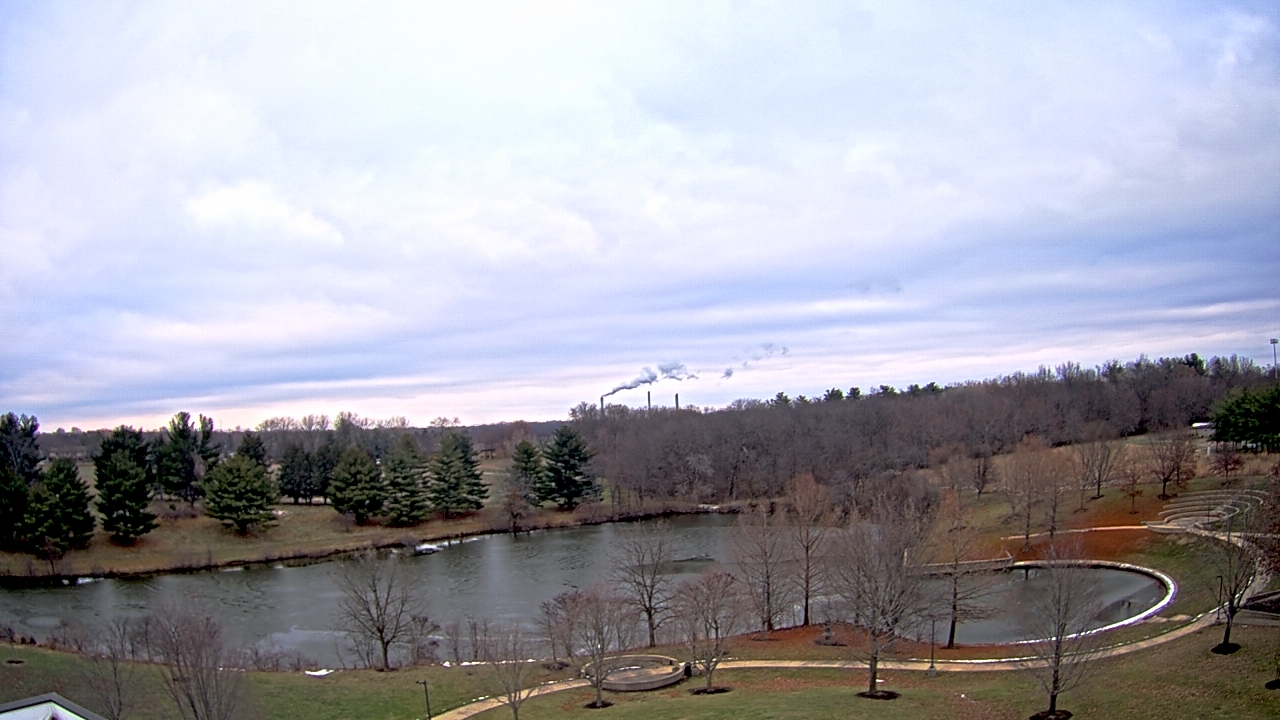 Thumbnail for current weather camera view from Lincoln Land Community College in Springfield, Illinois