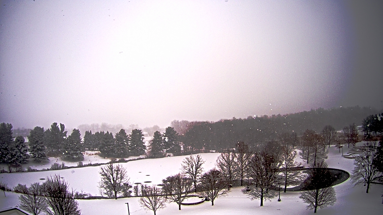 Thumbnail for current weather camera view from Lincoln Land Community College in Springfield, Illinois