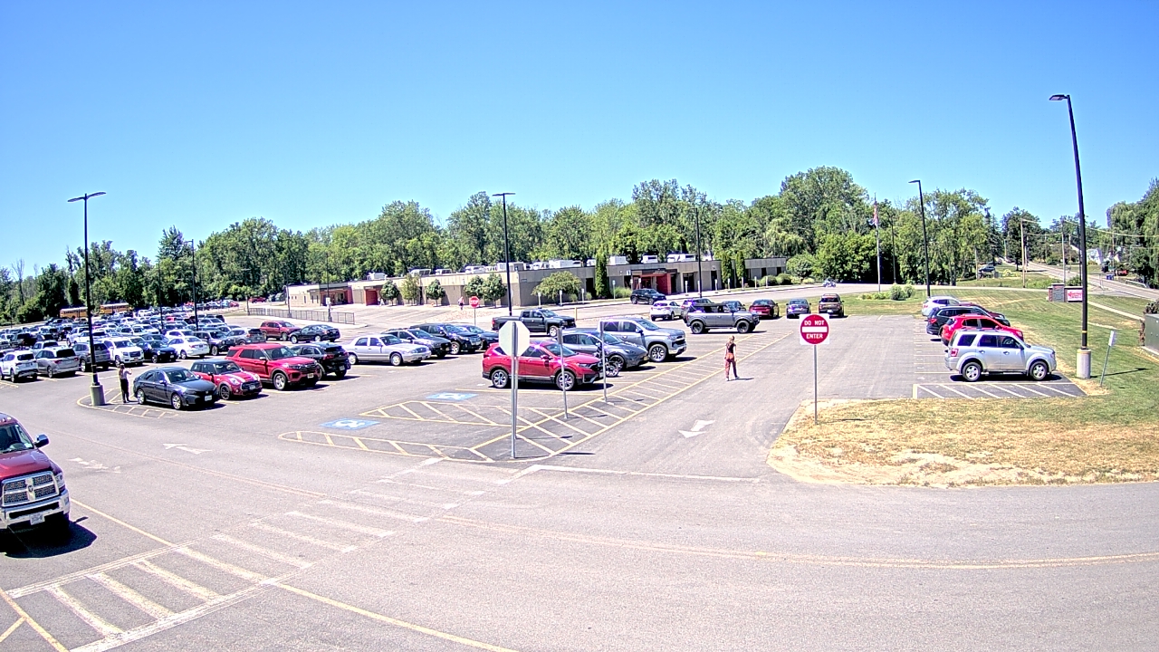 Thumbnail for current weather camera view from Monroe 2 Orleans BOCES in Spencerport, New York