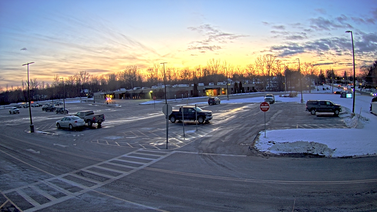 Thumbnail for current weather camera view from Monroe 2 Orleans BOCES in Spencerport, New York
