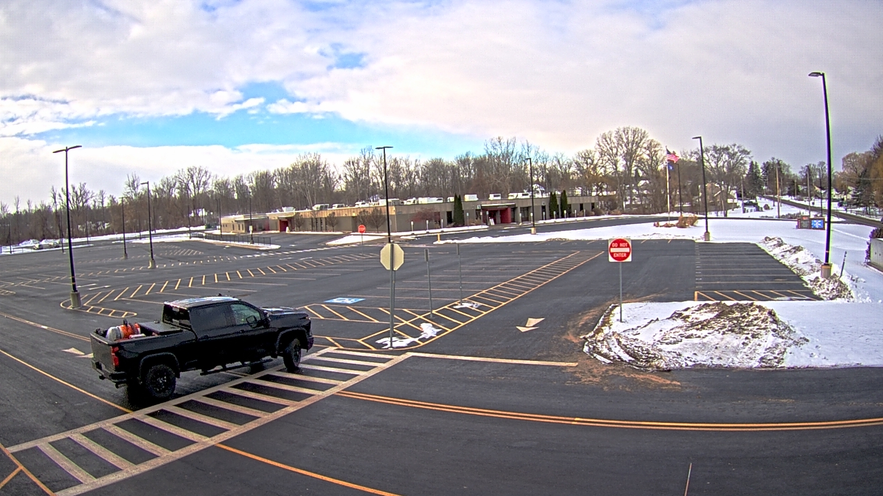 Thumbnail for current weather camera view from Monroe 2 Orleans BOCES in Spencerport, New York