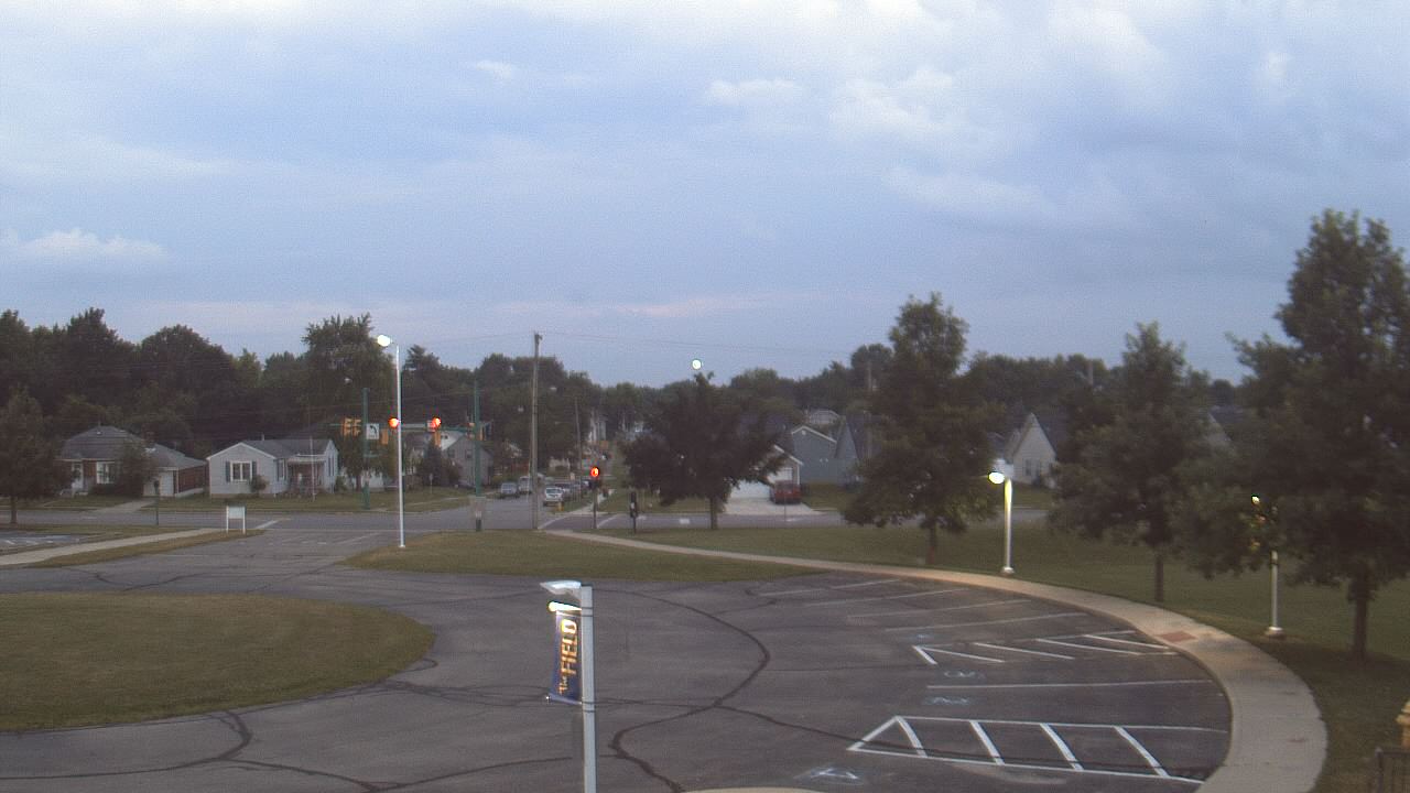 Thumbnail for current weather camera view from Lagonda ES in Springfield, Ohio