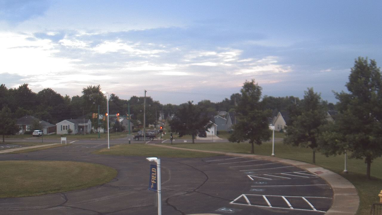 Thumbnail for current weather camera view from Lagonda ES in Springfield, Ohio