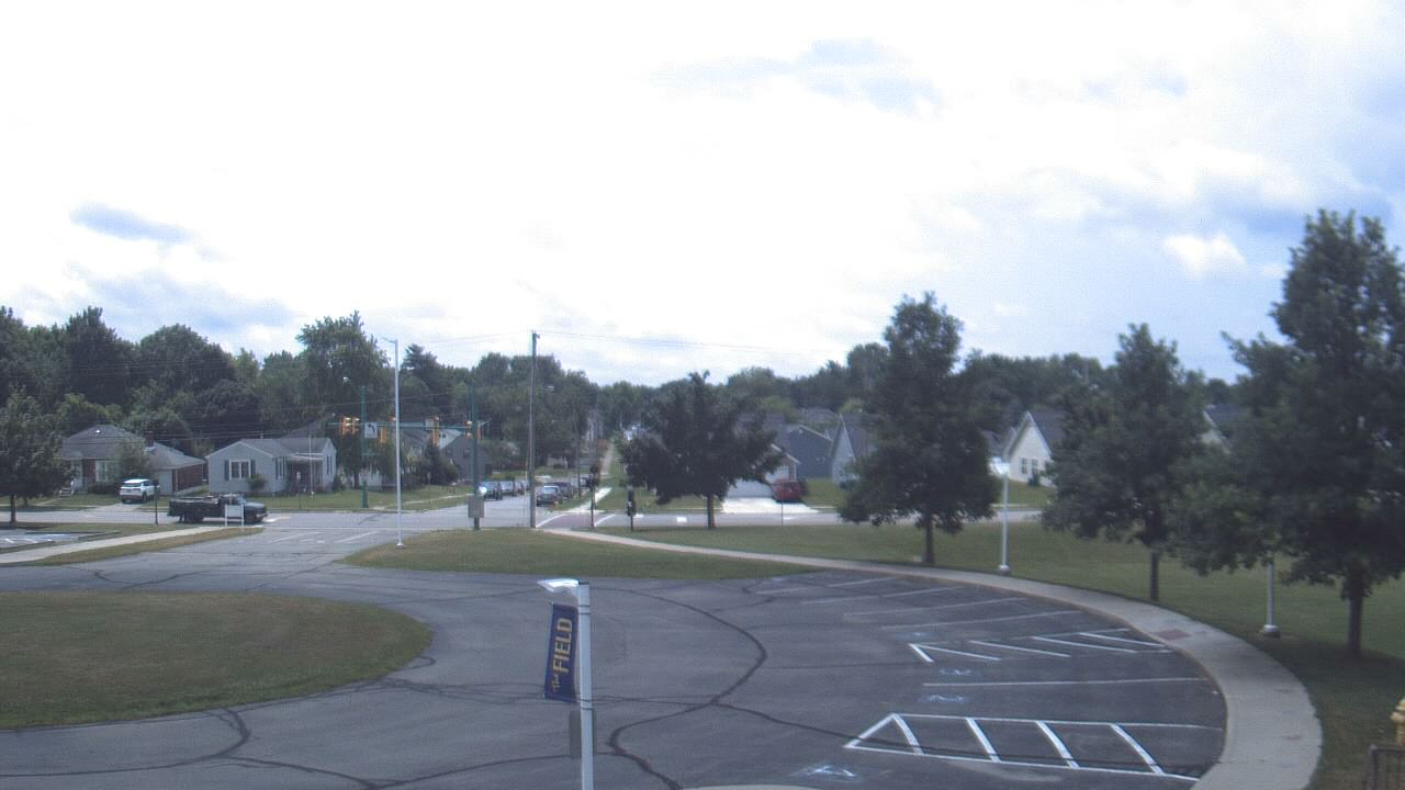 Thumbnail for current weather camera view from Lagonda ES in Springfield, Ohio