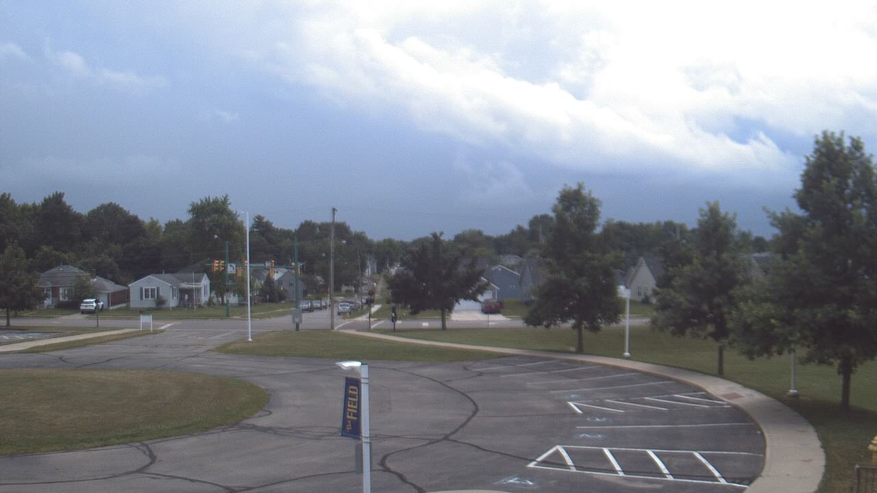 Thumbnail for current weather camera view from Lagonda ES in Springfield, Ohio