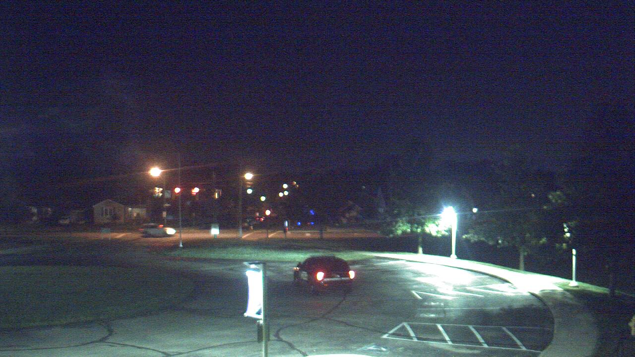 Thumbnail for current weather camera view from Lagonda ES in Springfield, Ohio