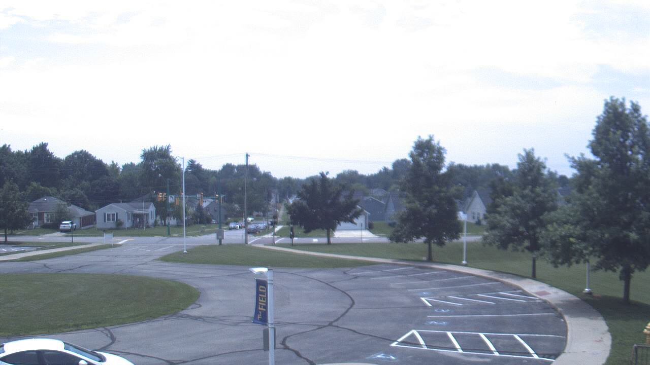 Thumbnail for current weather camera view from Lagonda ES in Springfield, Ohio