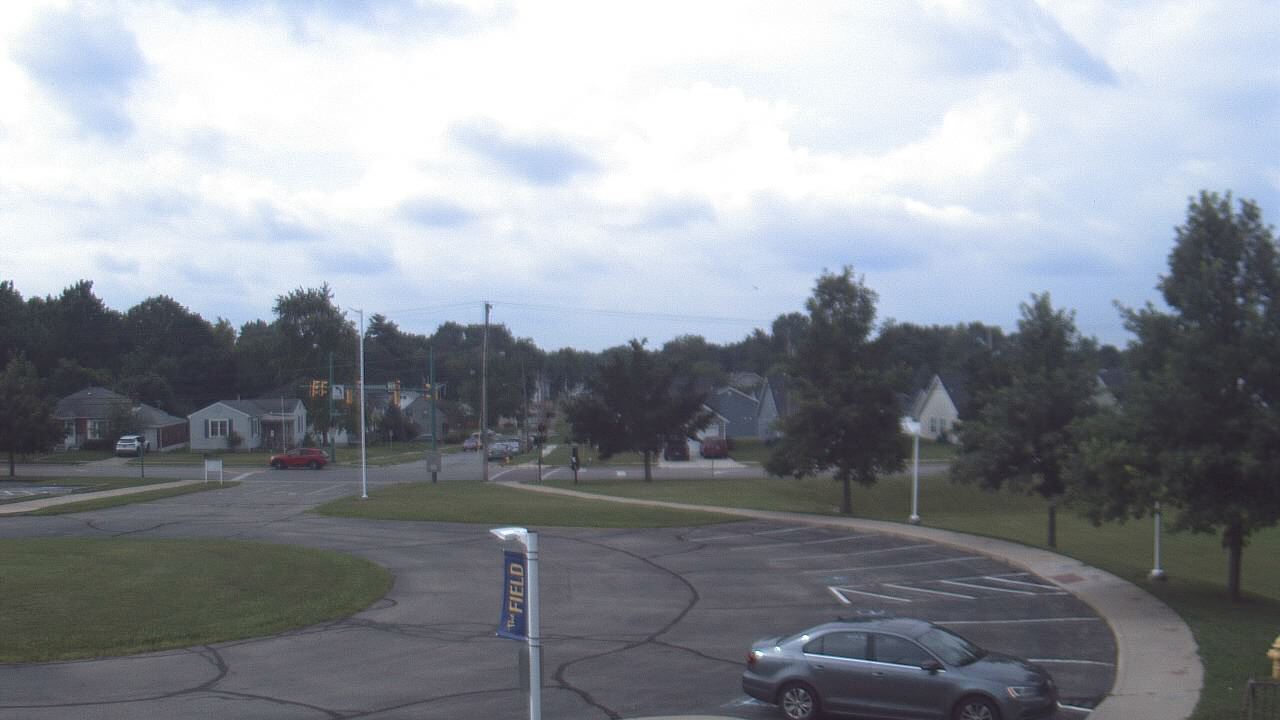 Thumbnail for current weather camera view from Lagonda ES in Springfield, Ohio