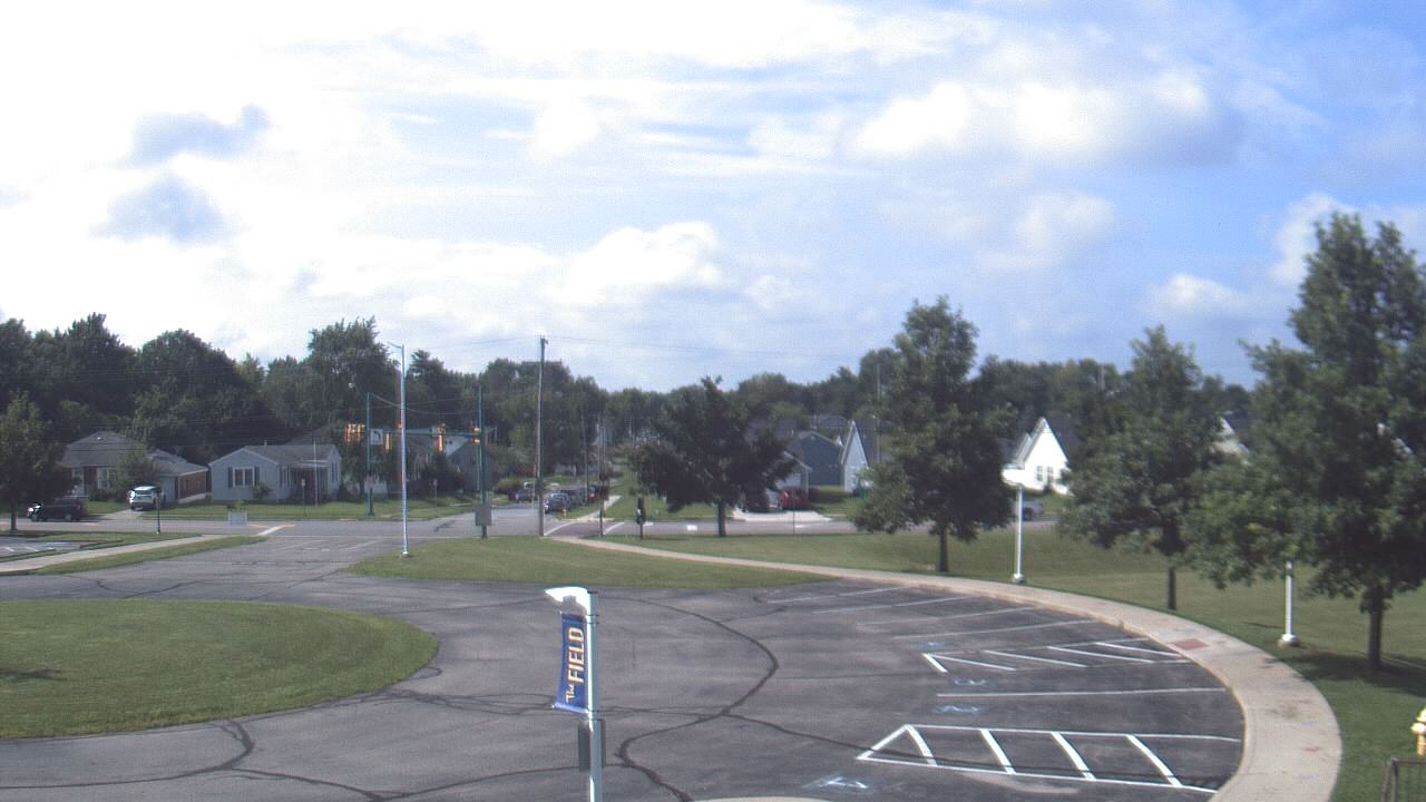 Thumbnail for current weather camera view from Lagonda ES in Springfield, Ohio