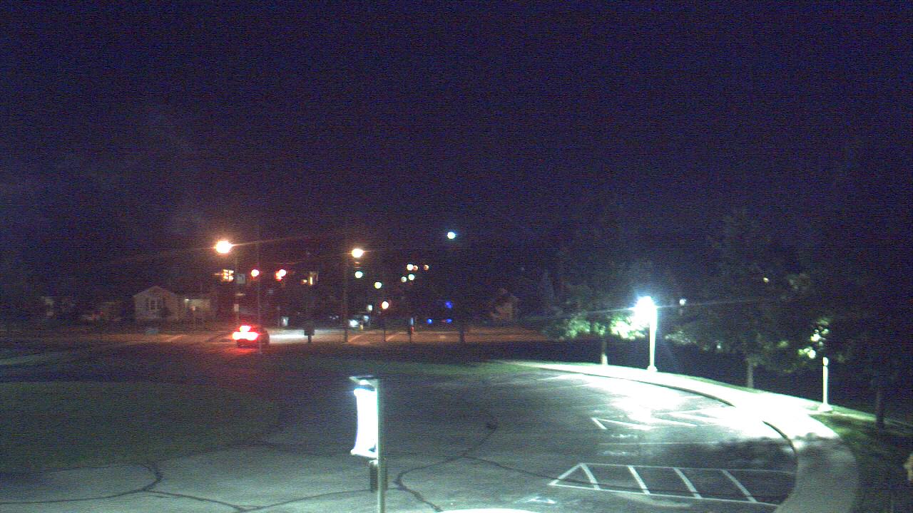 Thumbnail for current weather camera view from Lagonda ES in Springfield, Ohio