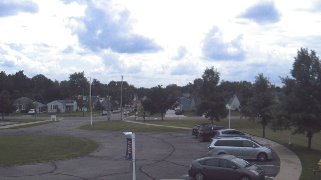 Thumbnail for current weather camera view from Lagonda ES in Springfield, Ohio